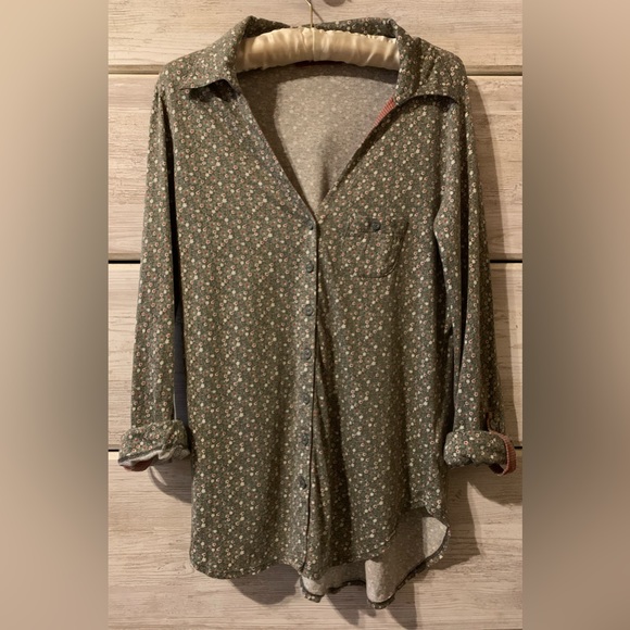 Velvet Tops - Velvet Button Up